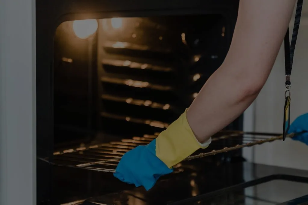 How to clean your oven
